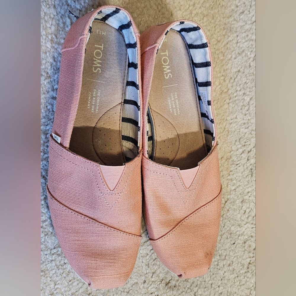 Toms Blush pink loafers - size 11